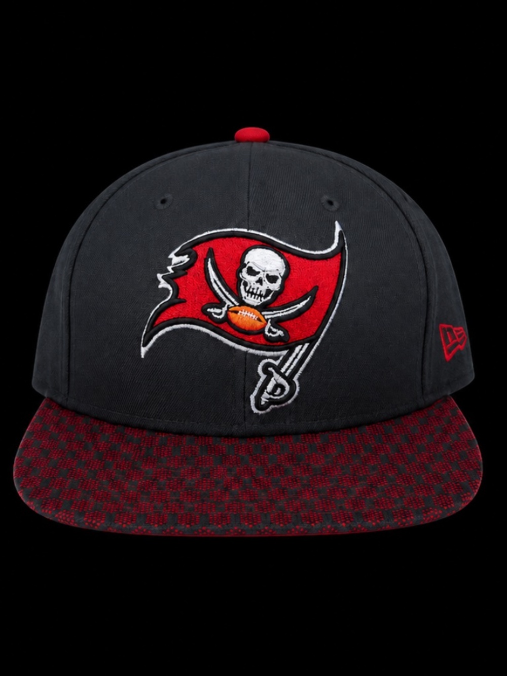 New Era Tampa Bay Buccaneers 9FIFTY Snapback Hat Black Red OSFM NFL Cap